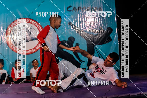 Buy your photos of the eventApresenta��o de Capoeira e Ju Jitsu 2019 on Fotop