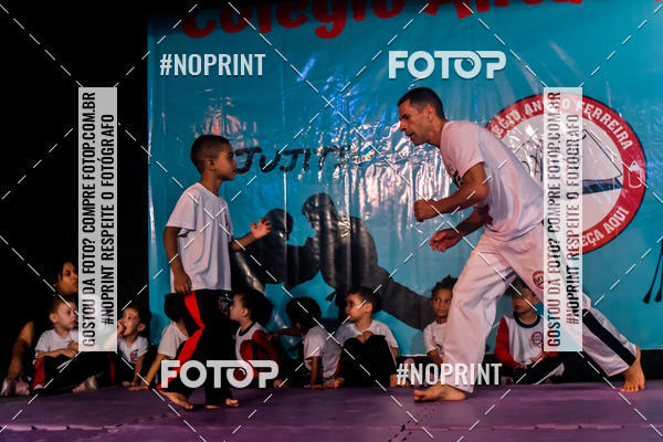 Buy your photos of the eventApresenta��o de Capoeira e Ju Jitsu 2019 on Fotop