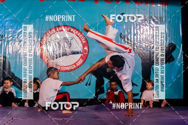 Buy your photos of the eventApresenta��o de Capoeira e Ju Jitsu 2019 on Fotop