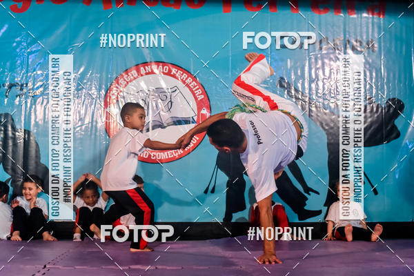 Buy your photos of the eventApresenta��o de Capoeira e Ju Jitsu 2019 on Fotop