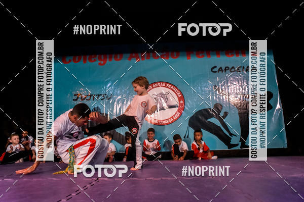 Buy your photos of the eventApresenta��o de Capoeira e Ju Jitsu 2019 on Fotop