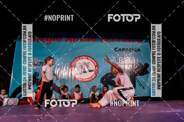 Buy your photos of the eventApresenta��o de Capoeira e Ju Jitsu 2019 on Fotop