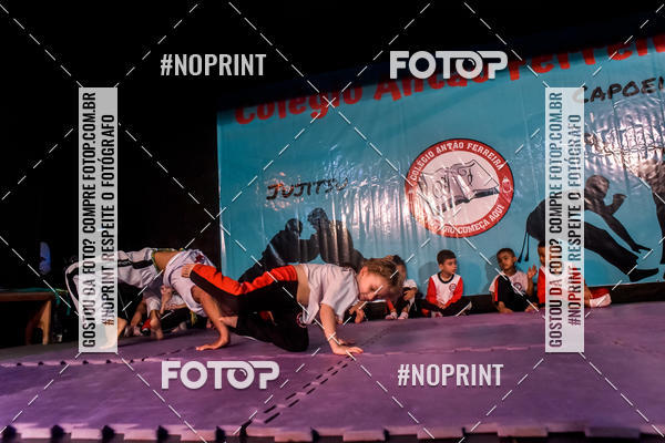 Buy your photos of the eventApresenta��o de Capoeira e Ju Jitsu 2019 on Fotop