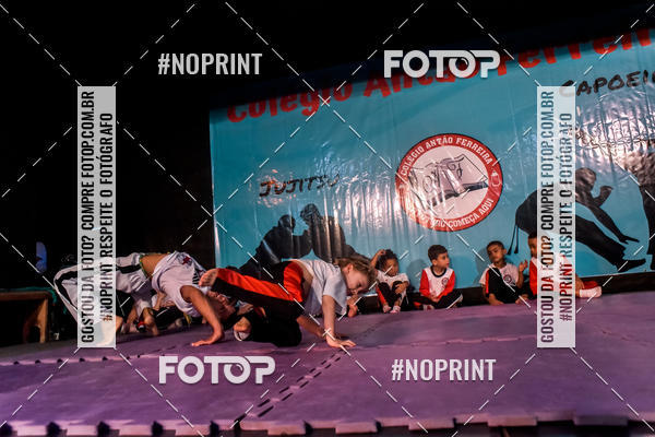 Buy your photos of the eventApresenta��o de Capoeira e Ju Jitsu 2019 on Fotop