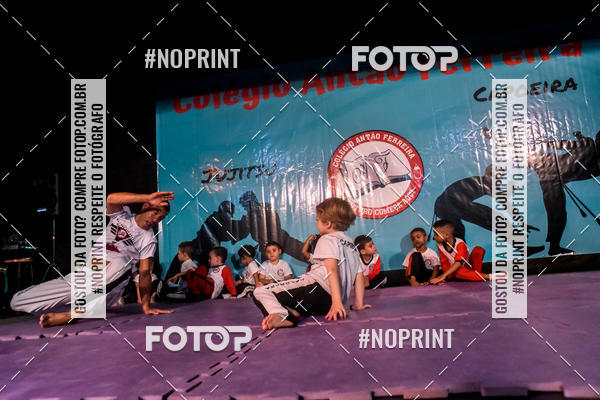 Buy your photos of the eventApresenta��o de Capoeira e Ju Jitsu 2019 on Fotop