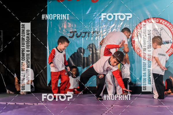Buy your photos of the eventApresenta��o de Capoeira e Ju Jitsu 2019 on Fotop