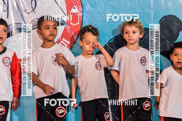 Buy your photos of the eventApresenta��o de Capoeira e Ju Jitsu 2019 on Fotop