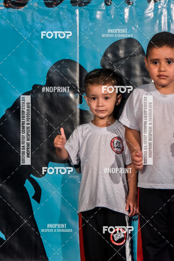 Buy your photos of the eventApresenta��o de Capoeira e Ju Jitsu 2019 on Fotop
