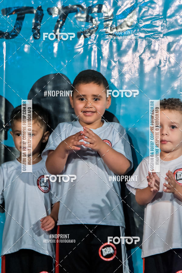Buy your photos of the eventApresenta��o de Capoeira e Ju Jitsu 2019 on Fotop