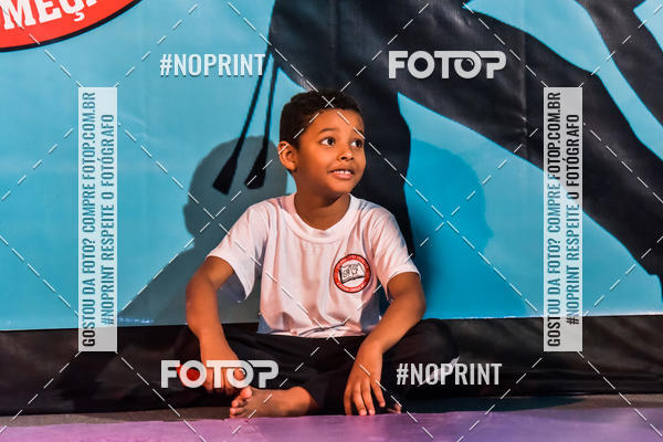 Buy your photos of the eventApresenta��o de Capoeira e Ju Jitsu 2019 on Fotop