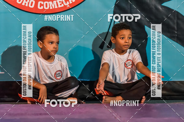 Buy your photos of the eventApresenta��o de Capoeira e Ju Jitsu 2019 on Fotop
