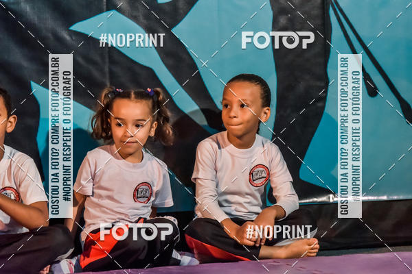 Buy your photos of the eventApresenta��o de Capoeira e Ju Jitsu 2019 on Fotop