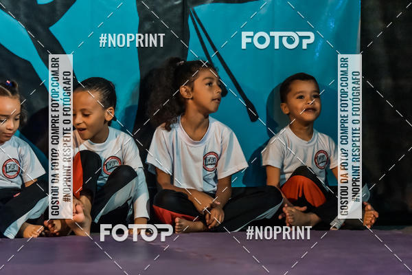 Buy your photos of the eventApresenta��o de Capoeira e Ju Jitsu 2019 on Fotop