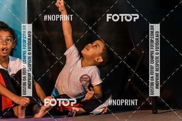 Buy your photos of the eventApresenta��o de Capoeira e Ju Jitsu 2019 on Fotop