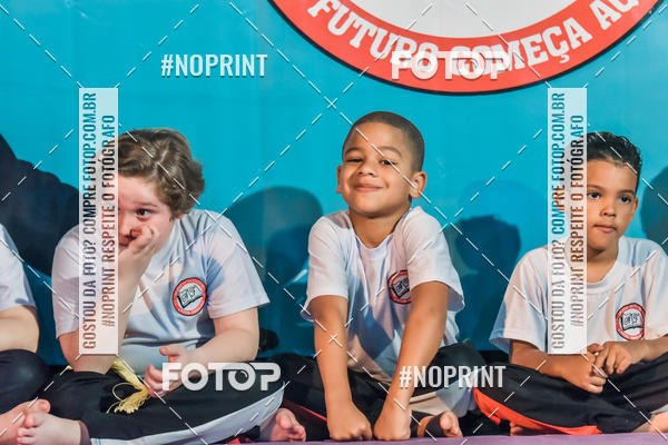 Buy your photos of the eventApresenta��o de Capoeira e Ju Jitsu 2019 on Fotop