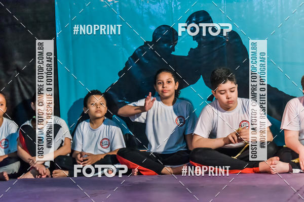 Buy your photos of the eventApresenta��o de Capoeira e Ju Jitsu 2019 on Fotop