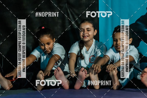 Buy your photos of the eventApresenta��o de Capoeira e Ju Jitsu 2019 on Fotop