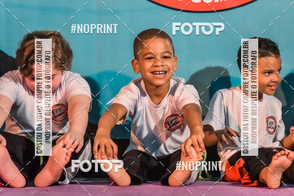 Buy your photos of the eventApresenta��o de Capoeira e Ju Jitsu 2019 on Fotop
