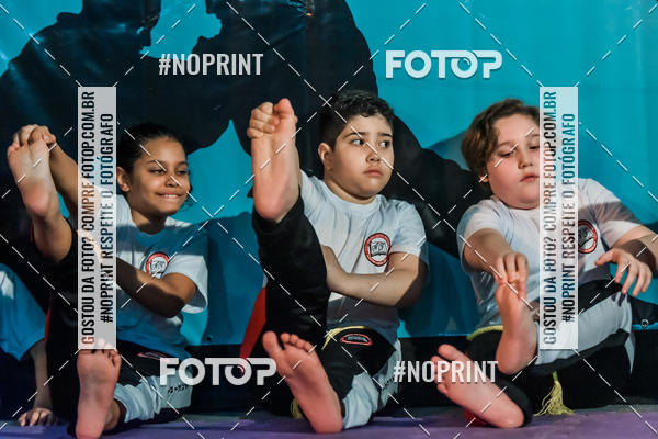 Buy your photos of the eventApresenta��o de Capoeira e Ju Jitsu 2019 on Fotop