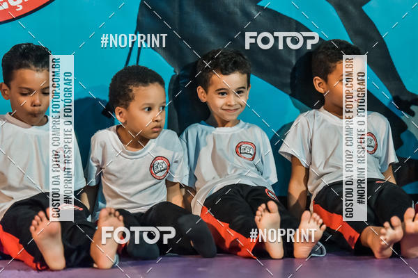 Buy your photos of the eventApresenta��o de Capoeira e Ju Jitsu 2019 on Fotop