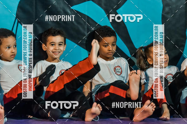 Buy your photos of the eventApresenta��o de Capoeira e Ju Jitsu 2019 on Fotop