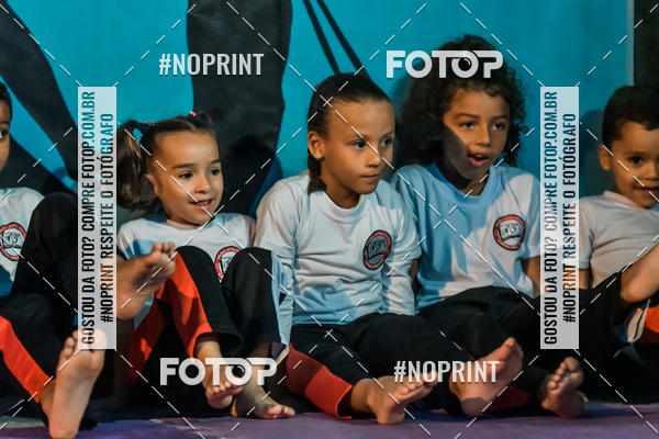 Buy your photos of the eventApresenta��o de Capoeira e Ju Jitsu 2019 on Fotop