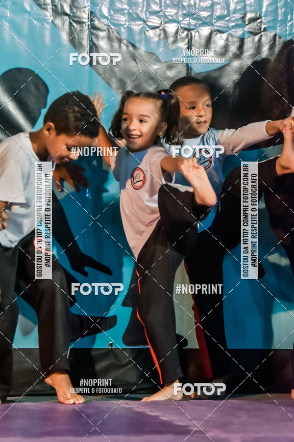 Buy your photos of the eventApresenta��o de Capoeira e Ju Jitsu 2019 on Fotop