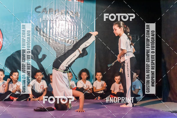 Buy your photos of the eventApresenta��o de Capoeira e Ju Jitsu 2019 on Fotop