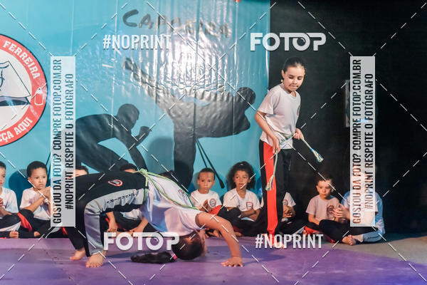 Buy your photos of the eventApresenta��o de Capoeira e Ju Jitsu 2019 on Fotop