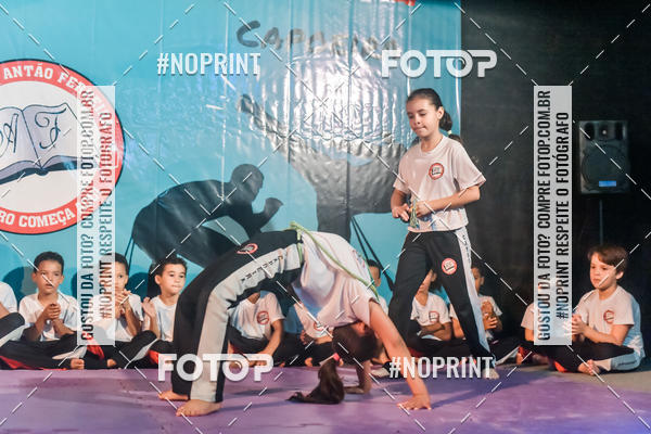 Buy your photos of the eventApresenta��o de Capoeira e Ju Jitsu 2019 on Fotop