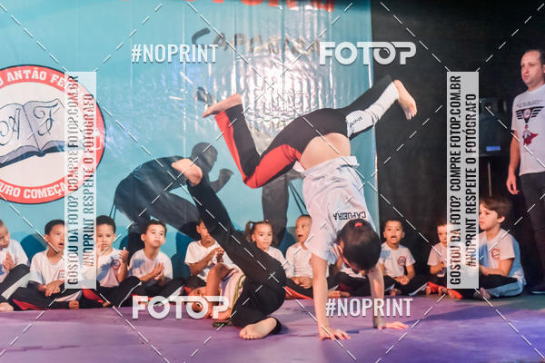 Buy your photos of the eventApresenta��o de Capoeira e Ju Jitsu 2019 on Fotop