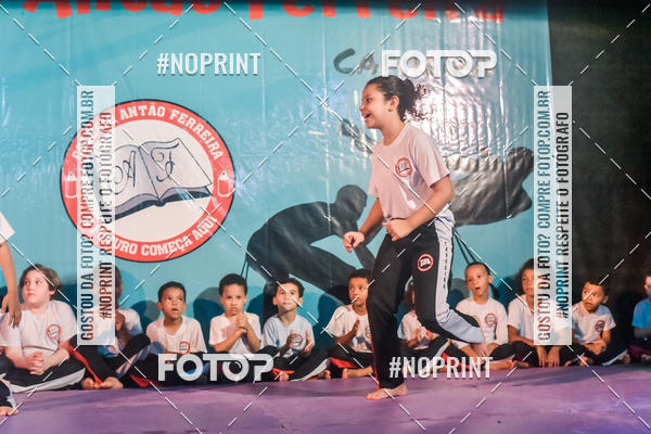 Buy your photos of the eventApresenta��o de Capoeira e Ju Jitsu 2019 on Fotop