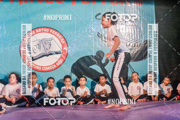 Buy your photos of the eventApresenta��o de Capoeira e Ju Jitsu 2019 on Fotop