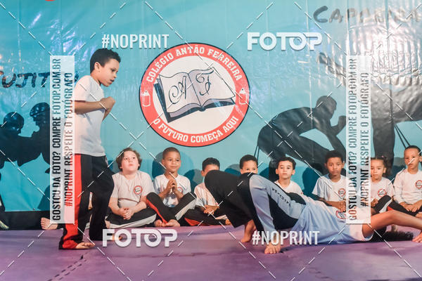 Buy your photos of the eventApresenta��o de Capoeira e Ju Jitsu 2019 on Fotop