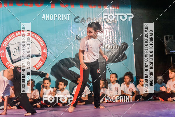 Buy your photos of the eventApresenta��o de Capoeira e Ju Jitsu 2019 on Fotop