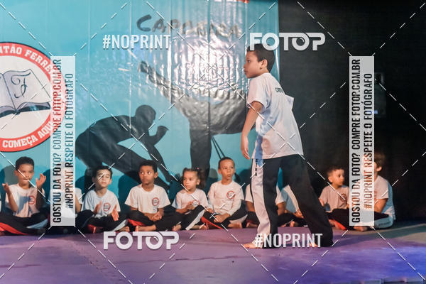 Buy your photos of the eventApresenta��o de Capoeira e Ju Jitsu 2019 on Fotop