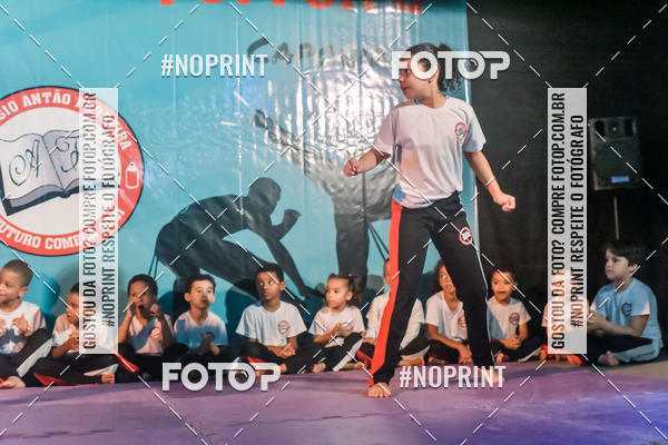 Buy your photos of the eventApresenta��o de Capoeira e Ju Jitsu 2019 on Fotop