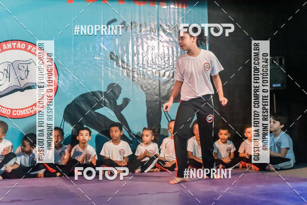 Buy your photos of the eventApresenta��o de Capoeira e Ju Jitsu 2019 on Fotop