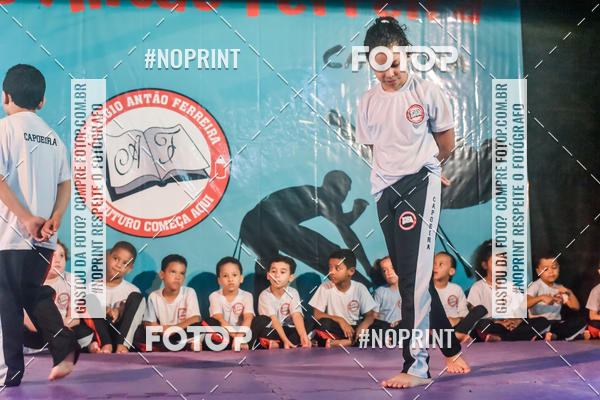 Buy your photos of the eventApresenta��o de Capoeira e Ju Jitsu 2019 on Fotop