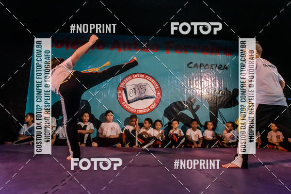 Buy your photos of the eventApresenta��o de Capoeira e Ju Jitsu 2019 on Fotop