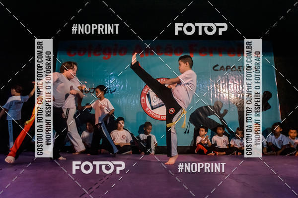 Buy your photos of the eventApresenta��o de Capoeira e Ju Jitsu 2019 on Fotop
