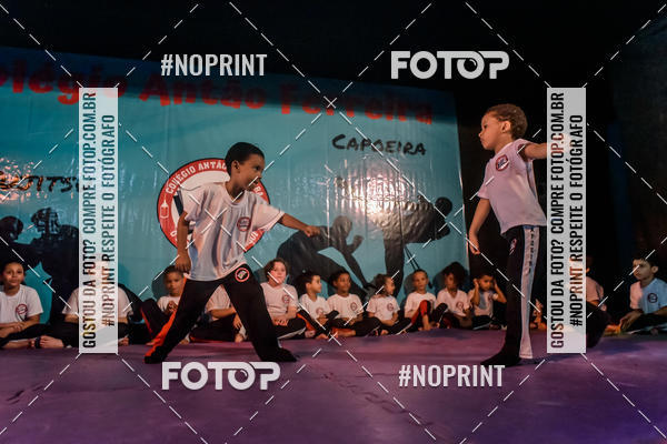 Buy your photos of the eventApresenta��o de Capoeira e Ju Jitsu 2019 on Fotop