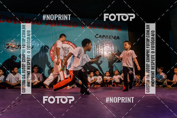 Buy your photos of the eventApresenta��o de Capoeira e Ju Jitsu 2019 on Fotop