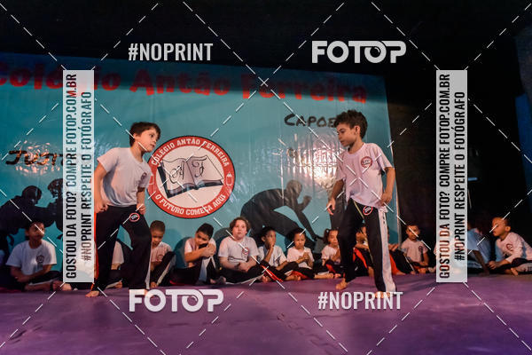 Buy your photos of the eventApresenta��o de Capoeira e Ju Jitsu 2019 on Fotop