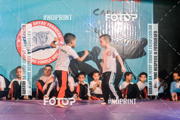 Buy your photos of the eventApresenta��o de Capoeira e Ju Jitsu 2019 on Fotop