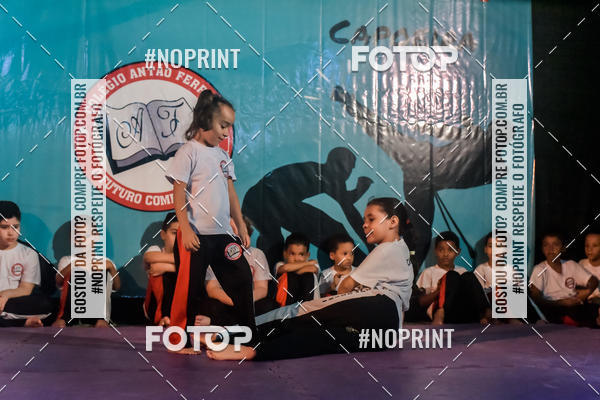 Buy your photos of the eventApresenta��o de Capoeira e Ju Jitsu 2019 on Fotop