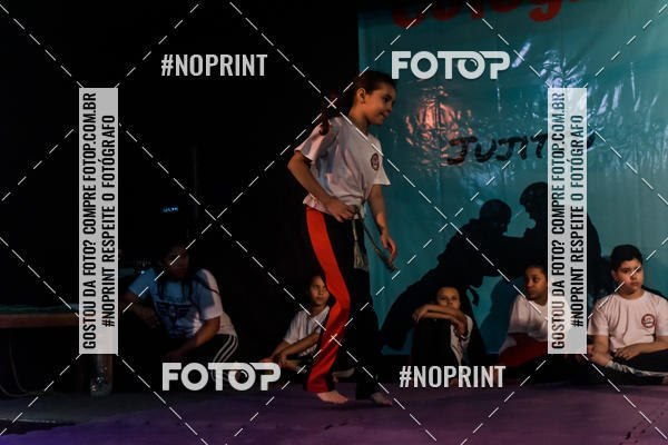 Buy your photos of the eventApresenta��o de Capoeira e Ju Jitsu 2019 on Fotop