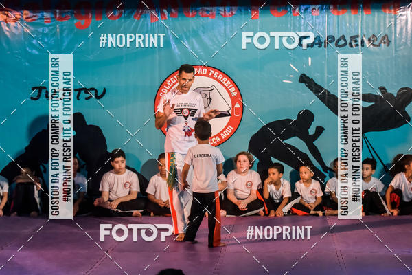 Buy your photos of the eventApresenta��o de Capoeira e Ju Jitsu 2019 on Fotop