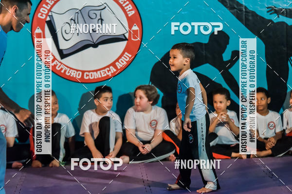 Buy your photos of the eventApresenta��o de Capoeira e Ju Jitsu 2019 on Fotop