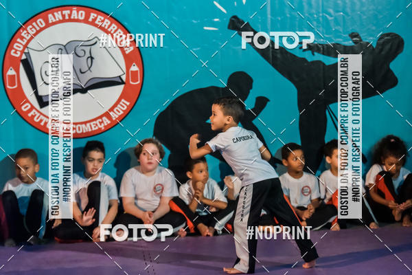 Buy your photos of the eventApresenta��o de Capoeira e Ju Jitsu 2019 on Fotop